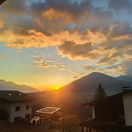 Apartment Bergblick Kreith über Innsbruck Eksteriør billede